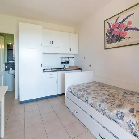 Le Solane - Goelba Апартаменты Marmi